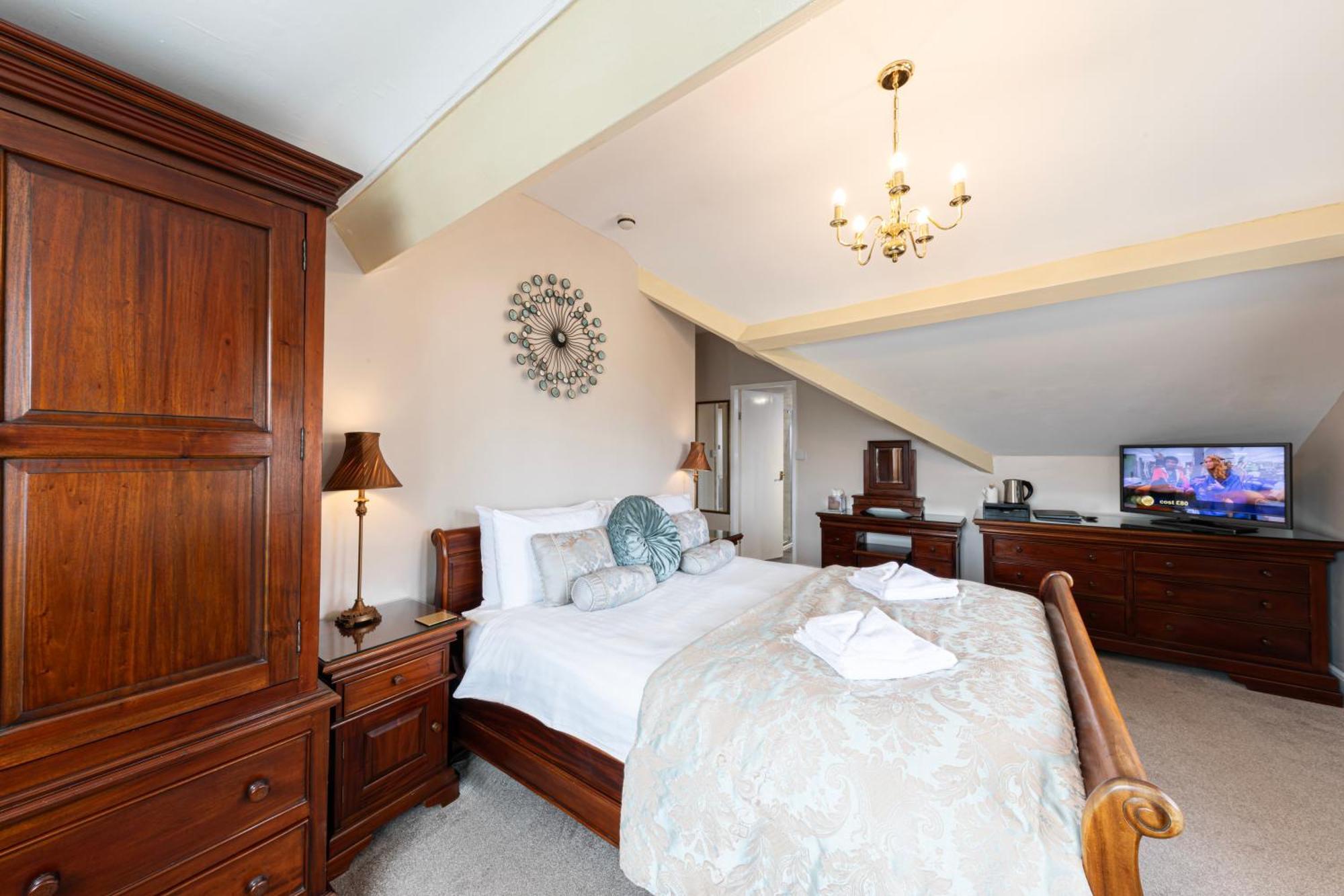 The Annan 3* Llandudno